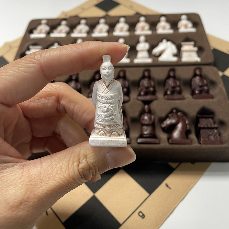 New design of small-sized ches - Board Game Festival ulasan dan harga